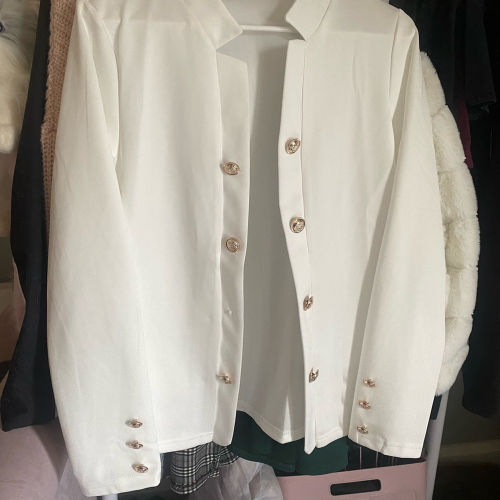 Elegant White Blazer with Gold Buttons
